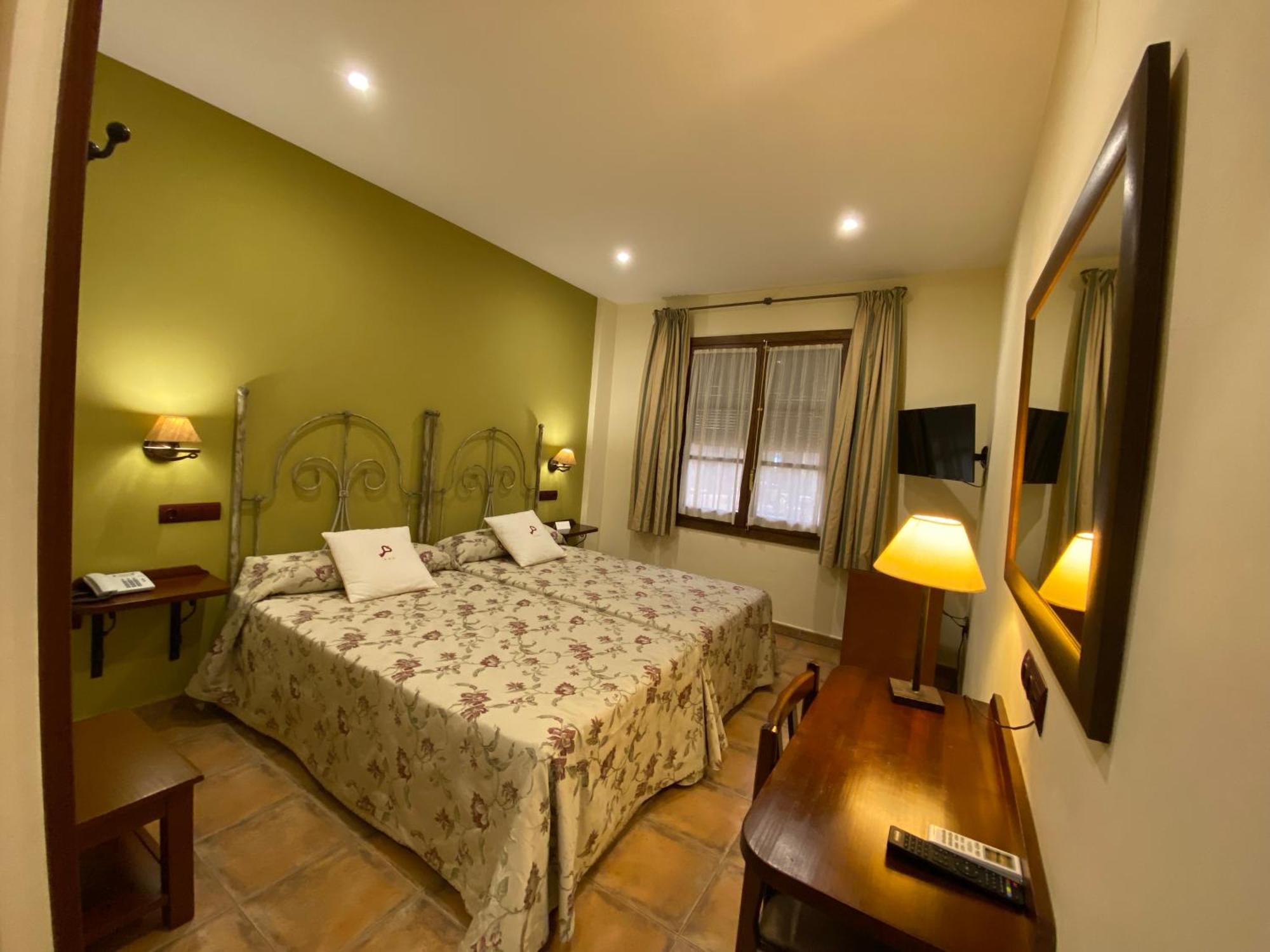 Hospedium Hotel Retiro Del Maestre Αλμάγκρο Εξωτερικό φωτογραφία