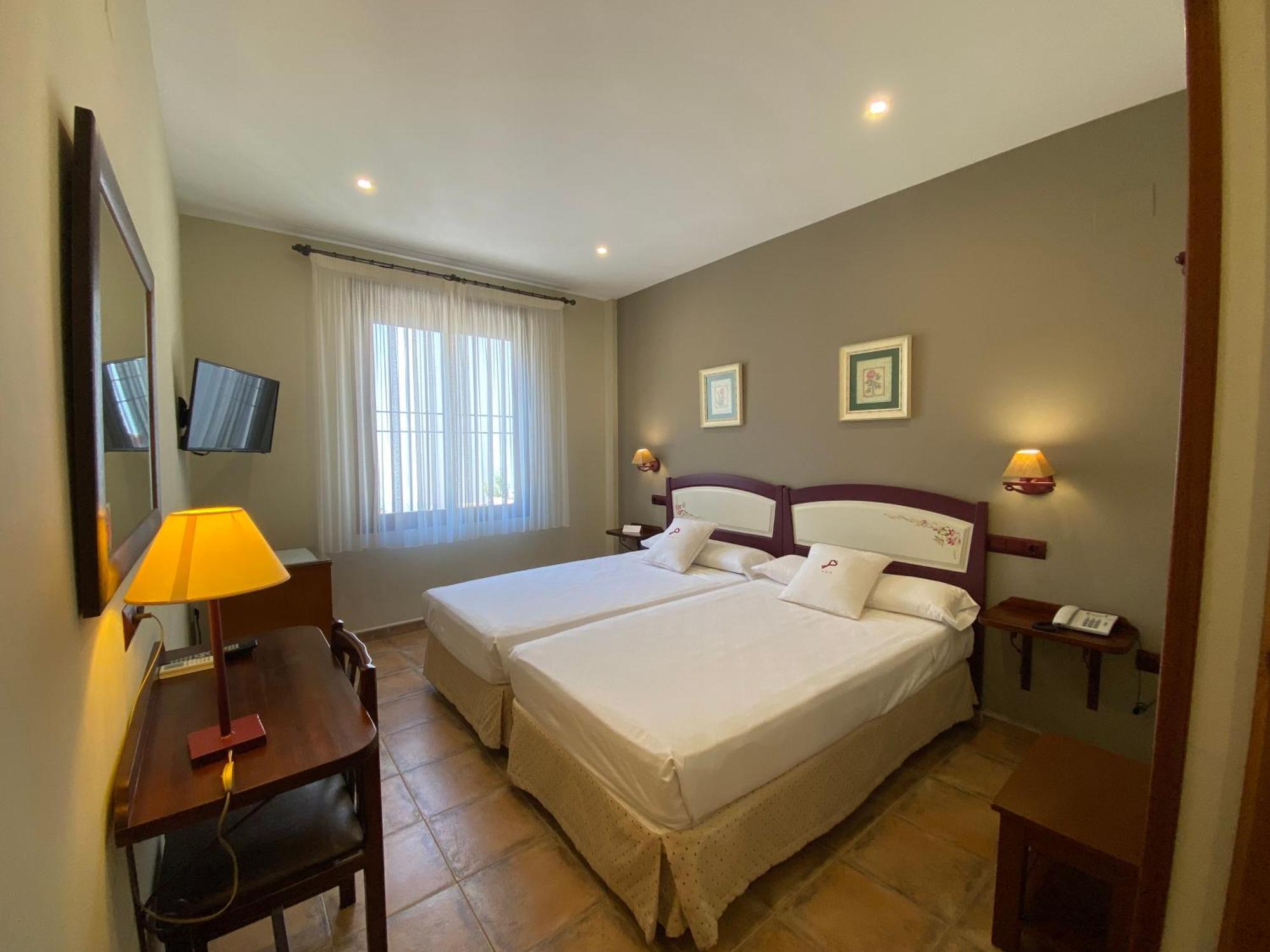 Hospedium Hotel Retiro Del Maestre Αλμάγκρο Εξωτερικό φωτογραφία