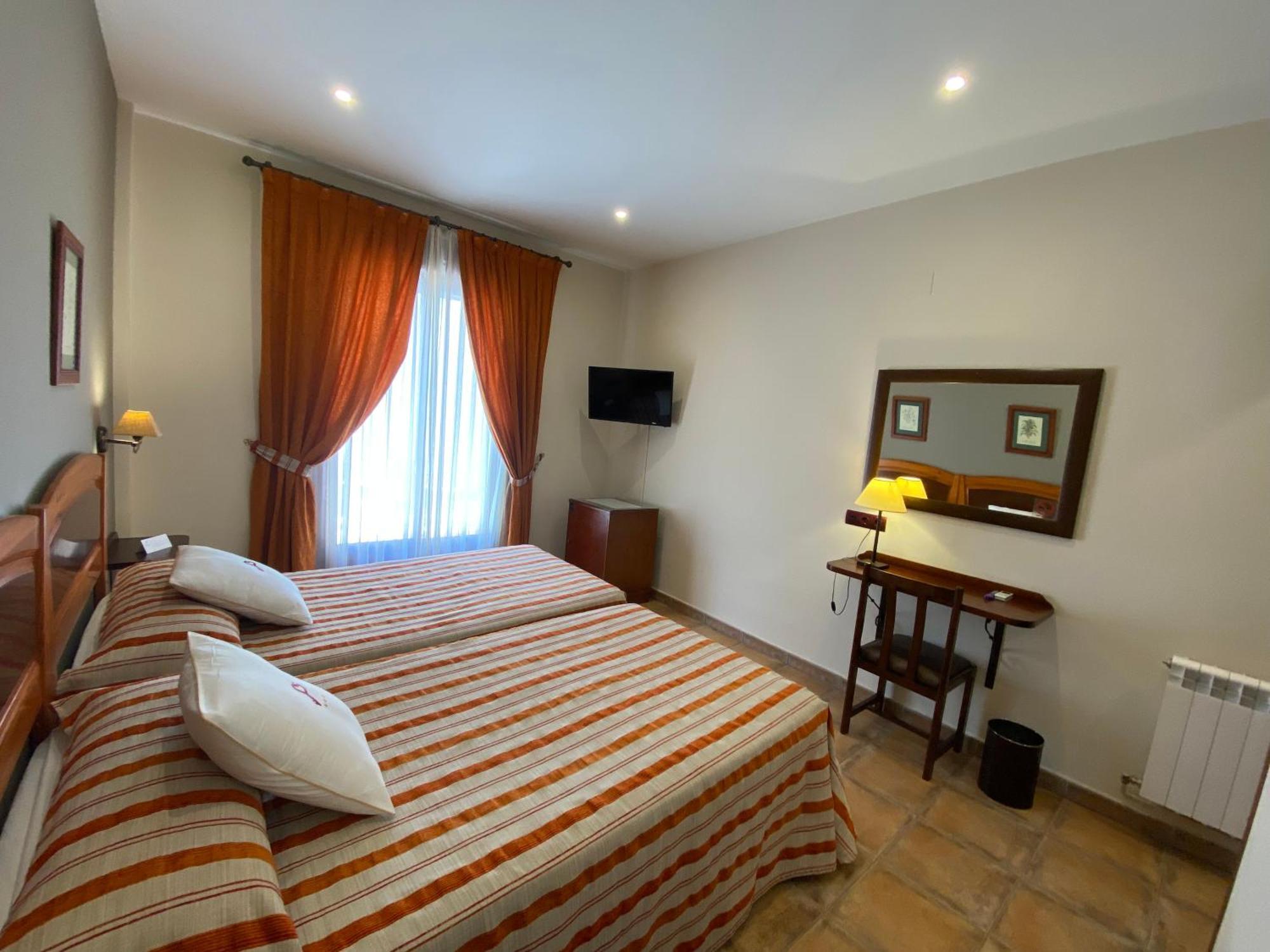 Hospedium Hotel Retiro Del Maestre Αλμάγκρο Εξωτερικό φωτογραφία