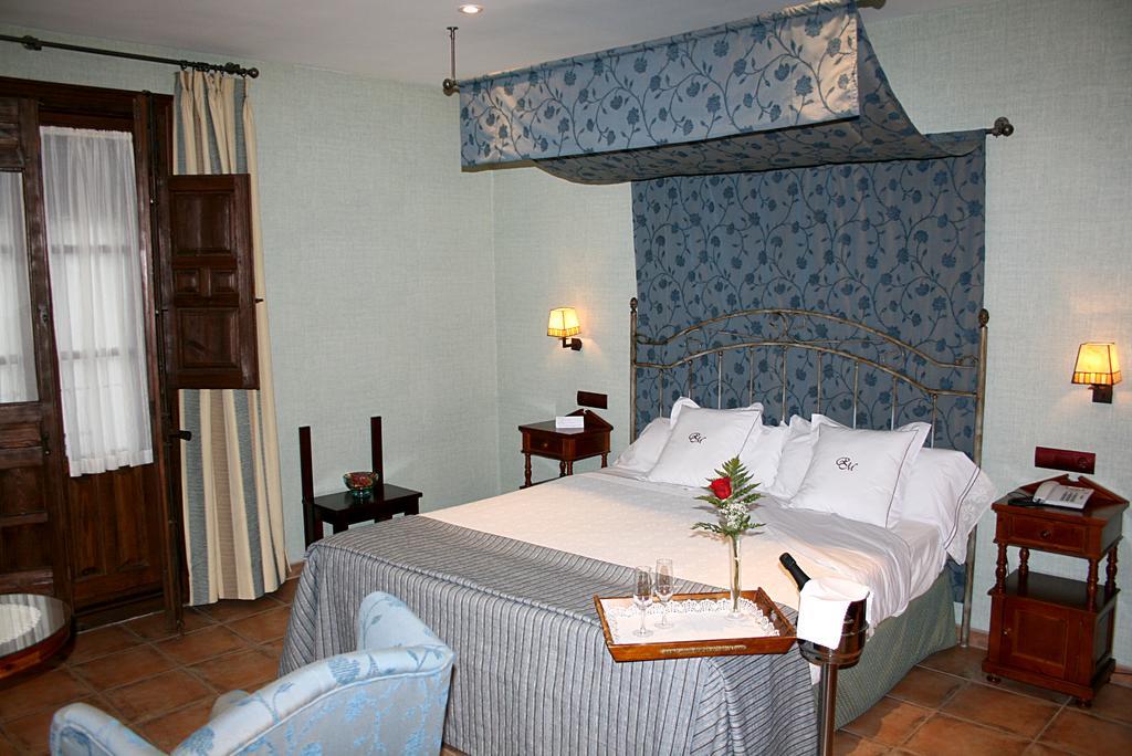 Hospedium Hotel Retiro Del Maestre Αλμάγκρο Εξωτερικό φωτογραφία