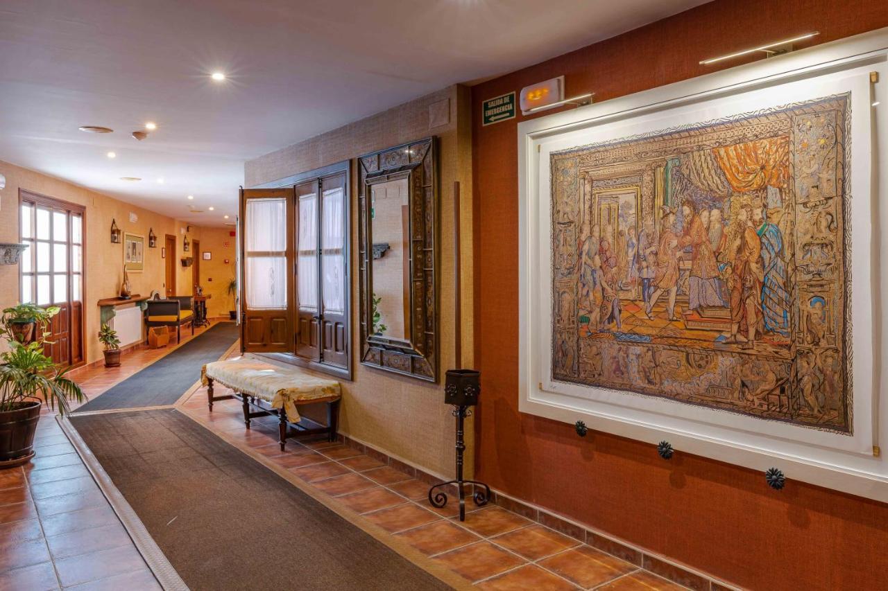 Hospedium Hotel Retiro Del Maestre Αλμάγκρο Εξωτερικό φωτογραφία
